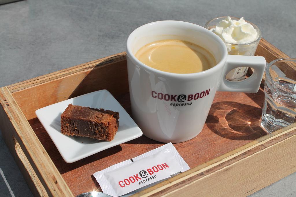 ホテルBrownies&Downies Baarle エクステリア 写真